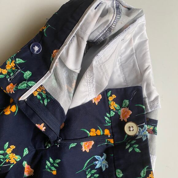 Crown & Ivy Womens Shelby Floral Printed Scalloped Hem Shorts Navy Blue Size 6 - Picture 7 of 9